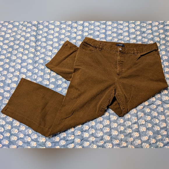 Chaps Dark Brown Straight Leg High Waist Jeans with Stretch sz 16 - Picture 1 of 13